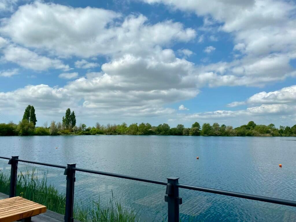 Heaven Home Chichester Bagian luar foto