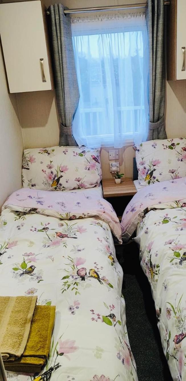 Heaven Home Chichester Bagian luar foto